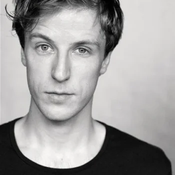 Oliver Gomm