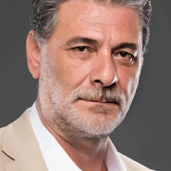 Özcan Varaylı