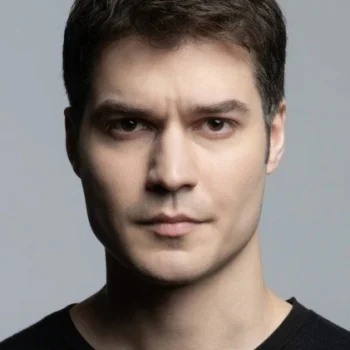 Özgü Delikanlı