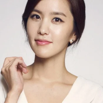 Park Ji-yoon