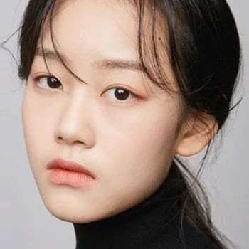 Park Yoon-young