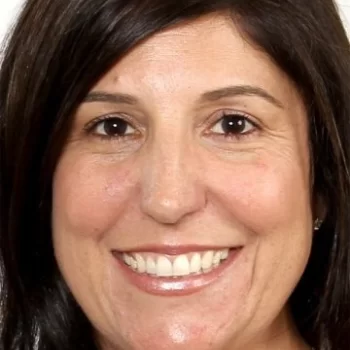 Pilar Savone