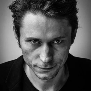 Piotr Adamski