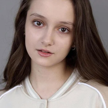 Полина Ватага
