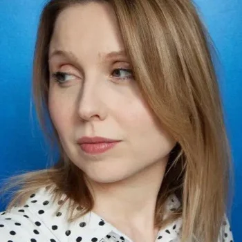 Polly Findlay