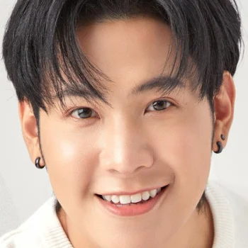 Prachaya Ruangroj