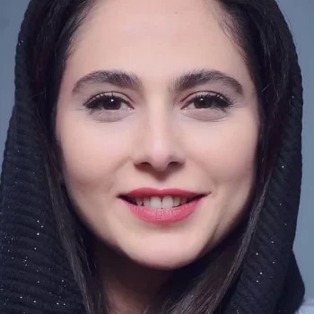 رعنا آزادی‌ور