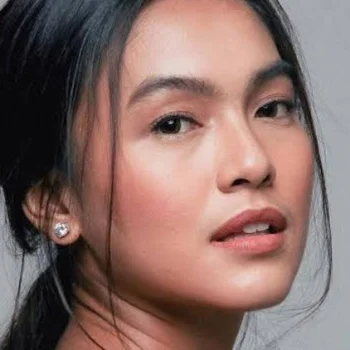 Rania Putrisari