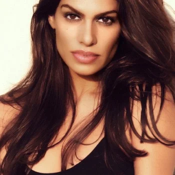 Rayna Tharani