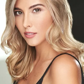 Rebecca Lee