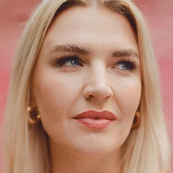 Rebecca Lucy Taylor