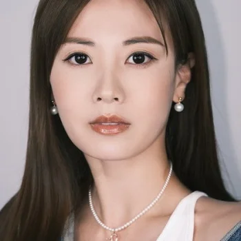 Rebecca Zhu Chenli