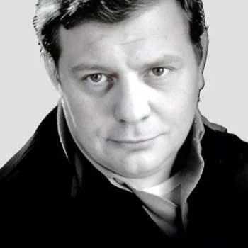 Renzo Palmer