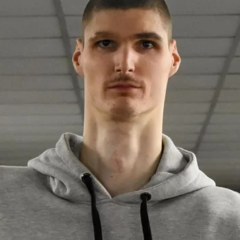 Роберт Боброцкий