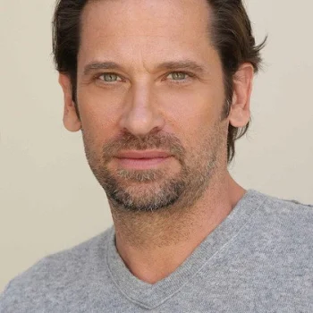 Roger Howarth