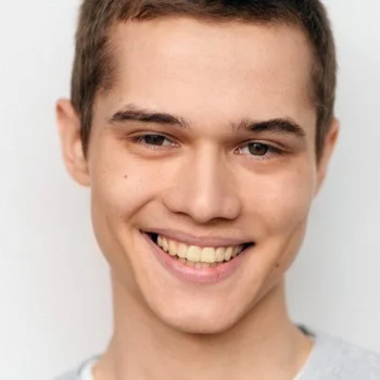 Рузиль Минекаев