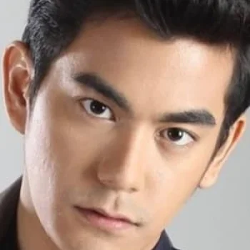 Sean Jindachot