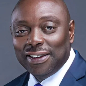 Segun Arinze