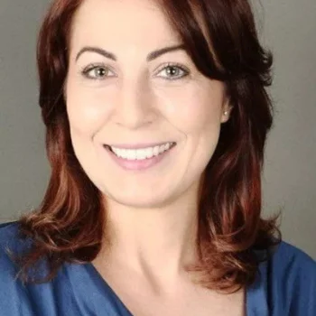 Selda Özbek