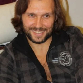 Сергей Костенко