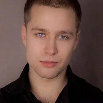 Сергей Николаев