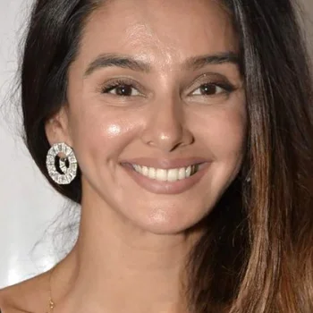 Shibani Dandekar