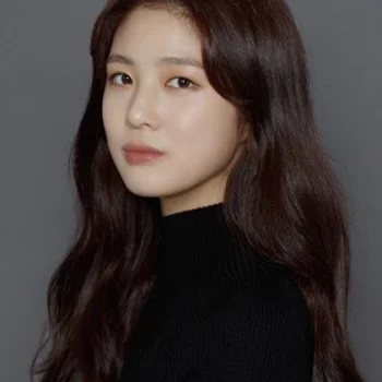 Shin So-hyeon