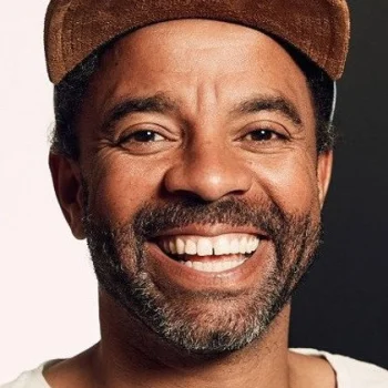 Simon Pearce