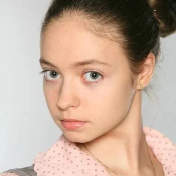Соня Максимча