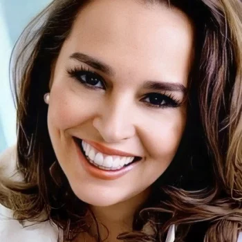 Suzy Rêgo