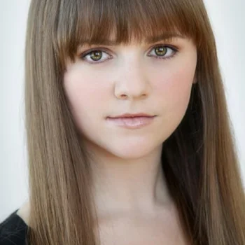 Tara Lynne Barr
