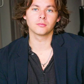 Tate Dewey