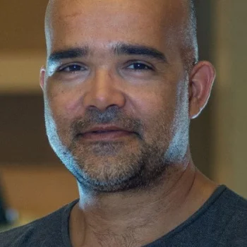 Theo Papadoulakis