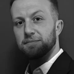 Aaron Deakins