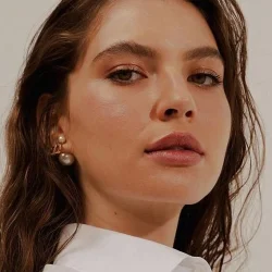 Alanis Guillen