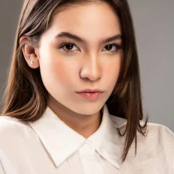 Alanna De La Rossa