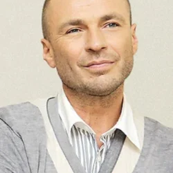 Александр Жулин