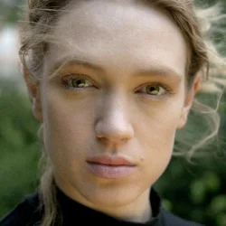 Alena Yiv