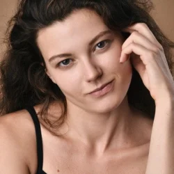 Alina Zievakova
