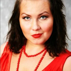 Анна Барсукова