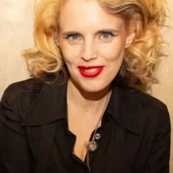 Anna Calvi