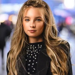 Анна Волкова
