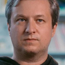 Антон Долин