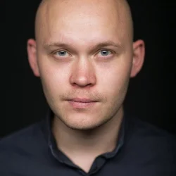Антон Ксенев