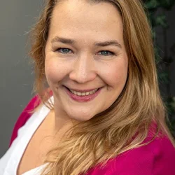 Barbara Bauer