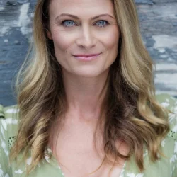 Carolyn Dante