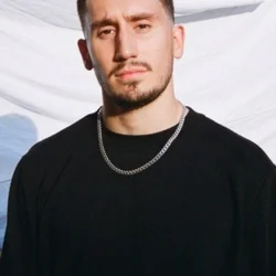 Chris Arias