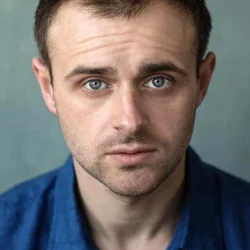 Chris Leask