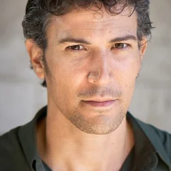 Daniel Schutzmann