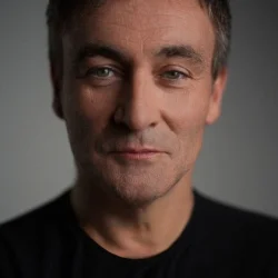 Derek Riddell